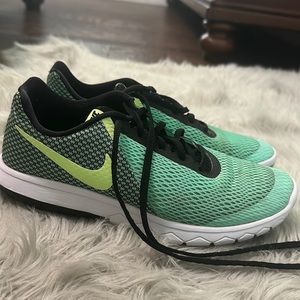 Nike Flex Experience RN 6 shoes